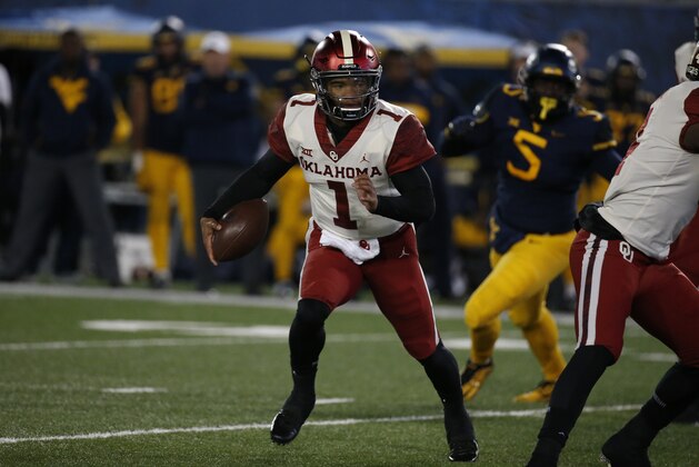 MORGANTOWN, WV - NOVEMBER 23:  Kyler Murray #1 of the Oklahoma Sooners in action against the West Virginia Mountaineers on November 23, 2018 at Mountaineer Field in Morgantown, West Virginia.  (Photo by Justin K. Aller/Getty Images)
