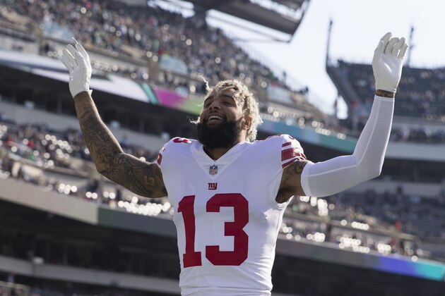 PHILADELPHIA, PA - NOVEMBER 25: Odell Beckham #13 of the New York Giants yells prior to the game against the Philadelphia Eagles at Lincoln Financial Field on November 25, 2018 in Philadelphia, Pennsylvania. (Photo by Mitchell Leff/Getty Images)