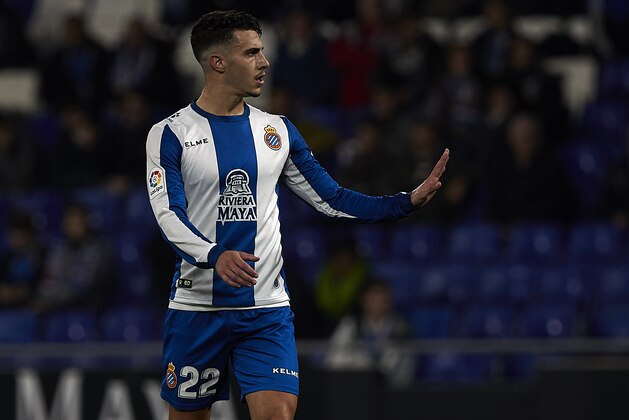 BARCELONA, SPAIN - DECEMBER 04: Mario Hermoso of RCD Espanyol during the Copa del Rey match between RCD Espanyol and Cadiz FC at RCDE Stadium on December 04, 2018 in Barcelona, Spain. (Photo by Quality Sport Images/Getty Images)
