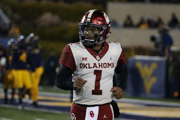 MORGANTOWN, WV - NOVEMBER 23:  Kyler Murray #1 of the Oklahoma Sooners in action against the West Virginia Mountaineers on November 23, 2018 at Mountaineer Field in Morgantown, West Virginia.  (Photo by Justin K. Aller/Getty Images)