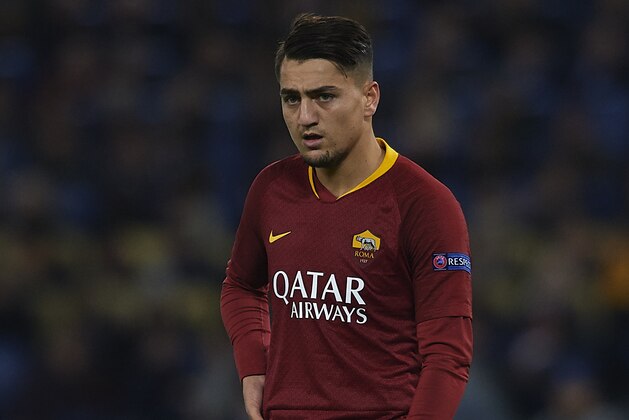 ROME, ITALY - NOVEMBER 27: Cengiz Under of Roma looks on during the Group G match of the UEFA Champions League between AS Roma and Real Madrid  at Stadio Olimpico on November 27, 2018 in Rome, Italy. (Photo by Quality Sport Images/Getty Images)