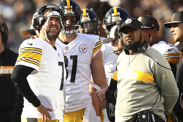 Pittsburgh Steelers quarterback Ben Roethlisberger, left, talks with head coach Mike Tomlin during the first half of an NFL football game against the Oakland Raiders in Oakland, Calif., Sunday, Dec. 9, 2018. (AP Photo/Ben Margot)