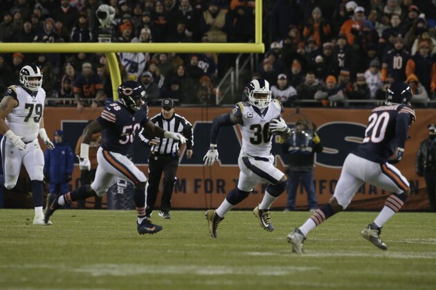 Los Angeles Rams running back Todd Gurley runs during the first half of an NFL football game against the Chicago Bears Sunday, Dec. 9, 2018, in Chicago. (AP Photo/David Banks)