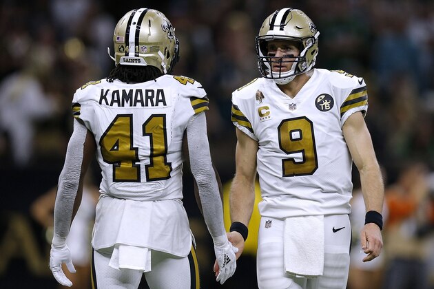 NEW ORLEANS, LA - NOVEMBER 18:  Drew Brees #9 of the New Orleans Saints and Alvin Kamara #41 react during a game against the Philadelphia Eagles at the Mercedes-Benz Superdome on November 18, 2018 in New Orleans, Louisiana.  (Photo by Jonathan Bachman/Getty Images)