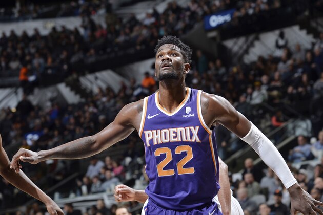 SAN ANTONIO, TX - DECEMBER 11: Deandre Ayton #22 of the Phoenix Suns looks on during the game against the San Antonio Spurs on December 11, 2018 at the AT&T Center in San Antonio, Texas. NOTE TO USER: User expressly acknowledges and agrees that, by downloading and or using this photograph, user is consenting to the terms and conditions of the Getty Images License Agreement. Mandatory Copyright Notice: Copyright 2018 NBAE (Photos by Mark Sobhani/NBAE via Getty Images)