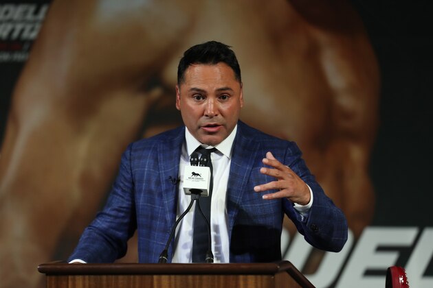 LAS VEGAS, NV - SEPTEMBER 14: Former boxer Oscar De La Hoya speaks during undercard press conference at the KA Theatre at MGM Grand Hotel & Casino on September 14, 2018 in Las Vegas, Nevada. (Photo by Omar Vega/Getty Images)