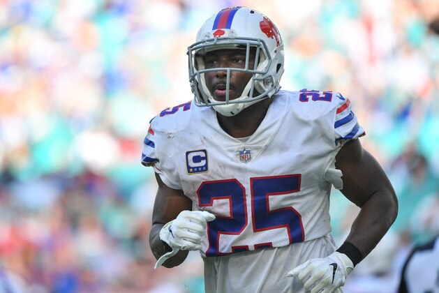MIAMI, FL - DECEMBER 02: LeSean McCoy #25 of the Buffalo Bills in action during the game against the Miami Dolphins at Hard Rock Stadium on December 2, 2018 in Miami, Florida. (Photo by Mark Brown/Getty Images)
