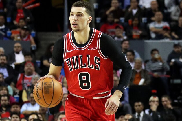 MEXICO CITY, MX -  DECEMBER 13: Zach LaVine #8 of the Chicago Bulls handles the ball against the Orlando Magic  as part of the NBA Mexico Games 2018 on December 13, 2018 at Arena Ciudad de Mexico in Mexico City, Mexico. NOTE TO USER: User expressly acknowledges and agrees that, by downloading and or using this Photograph, user is consenting to the terms and conditions of the Getty Images License Agreement. Mandatory Copyright Notice: Copyright 2018 NBAE (Photo by Nathaniel S. Butler/NBAE via Getty Images)