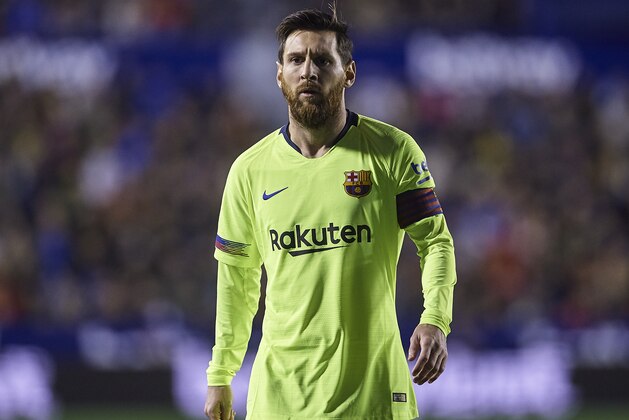 VALENCIA, SPAIN - DECEMBER 16: Lionel Messi of Barcelona looks on during the La Liga match between Levante UD and FC Barcelona at Ciutat de Valencia on December 16, 2018 in Valencia, Spain. (Photo by Quality Sport Images/Getty Images)