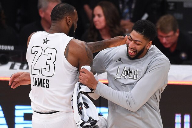 LOS ANGELES, CA - FEBRUARY 18:  LeBron James #23 and Anthony Davis #23 of Team LeBron celebrate after winning the NBA All-Star Game 2018 at Staples Center on February 18, 2018 in Los Angeles, California.  (Photo by Jayne Kamin-Oncea/Getty Images)