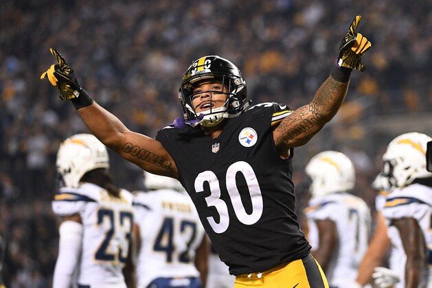 PITTSBURGH, PA - DECEMBER 02: James Conner #30 of the Pittsburgh Steelers reacts after a 1 yard rushing touchdown in the first quarter during the game against the Los Angeles Chargers at Heinz Field on December 2, 2018 in Pittsburgh, Pennsylvania. (Photo by Justin Berl/Getty Images)