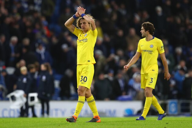 BRIGHTON, ENGLAND - DECEMBER 16:  David Luiz of Chelsea applauds fans during the Premier League match between Brighton & Hove Albion and Chelsea FC at American Express Community Stadium on December 16, 2018 in Brighton, United Kingdom.  (Photo by Dan Istitene/Getty Images)
