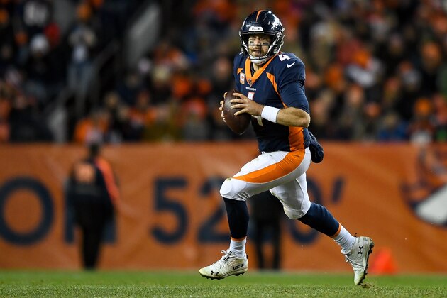 DENVER, CO - DECEMBER 15:  Quarterback Case Keenum #4 of the Denver Broncos looks to pass against the Cleveland Browns in the second quarter of a game at Broncos Stadium at Mile High on December 15, 2018 in Denver, Colorado. (Photo by Dustin Bradford/Getty Images)