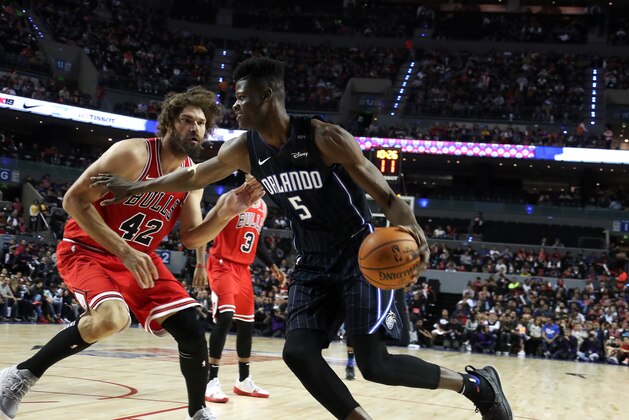 MEXICO CITY, MX -  DECEMBER 13:  Mo Bamba #5 of the Orlando Magic drives to the basket against the Chicago Bulls as part of the NBA Mexico Games 2018 on December 13, 2018 at Arena Ciudad de Mexico in Mexico City, Mexico. NOTE TO USER: User expressly acknowledges and agrees that, by downloading and or using this Photograph, user is consenting to the terms and conditions of the Getty Images License Agreement. Mandatory Copyright Notice: Copyright 2018 NBAE (Photo by Nathaniel S. Butler/NBAE via Getty Images)
