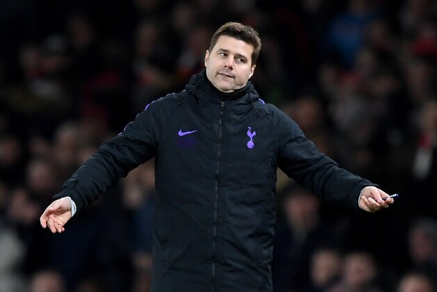 LONDON, ENGLAND - DECEMBER 19:  Mauricio Pochettino, Manager of Tottenham Hotspur reacts during the Carabao Cup Quarter Final match between Arsenal and Tottenham Hotspur at Emirates Stadium on December 19, 2018 in London, United Kingdom.  (Photo by Shaun Botterill/Getty Images)
