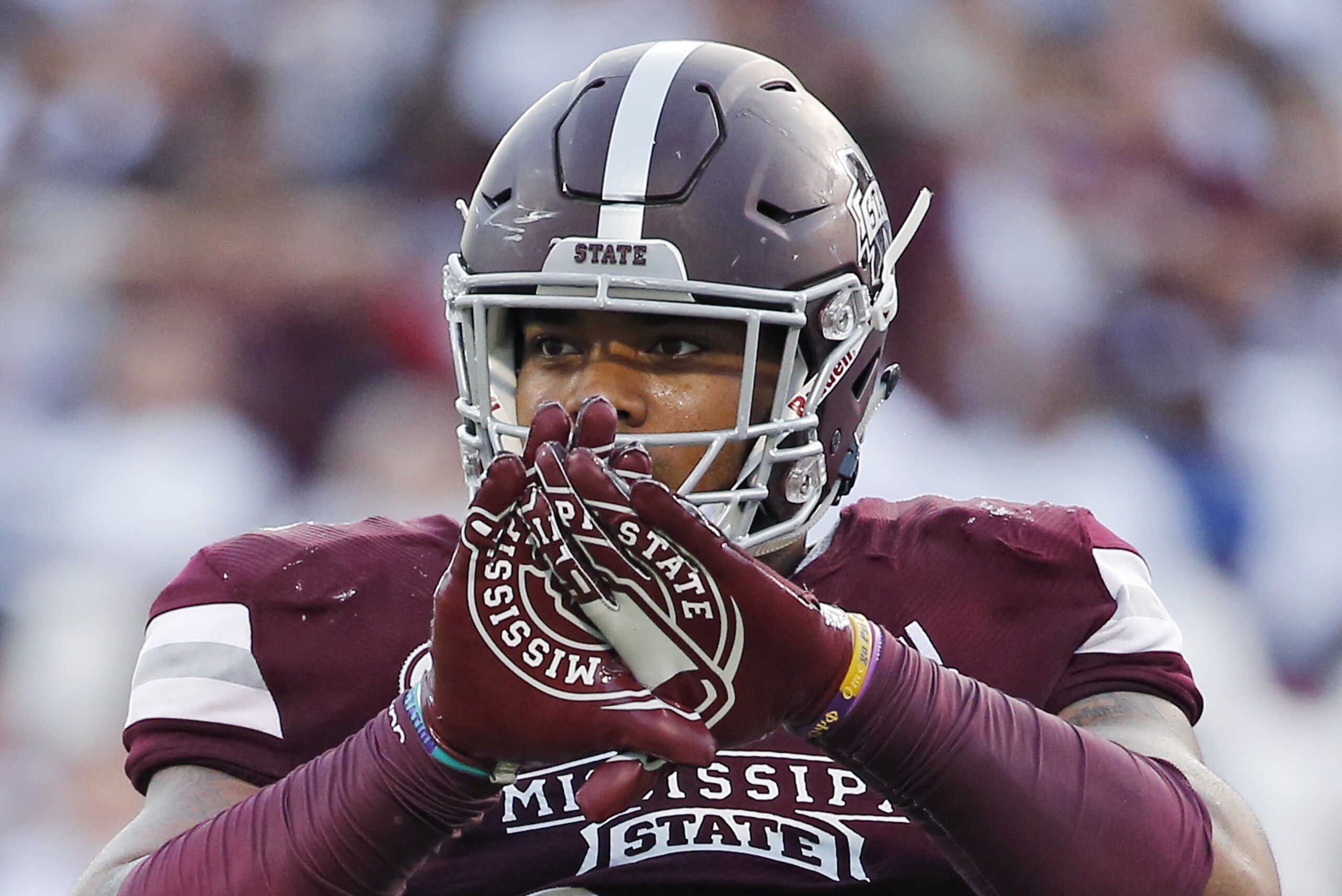 Mississippi State defensive tackle Jeffery Simmons (94) signs toward the Florida bench during the first half of an NCAA college football game in Starkville, Miss., Saturday, Sept. 29, 2018. Florida won 13-6. (AP Photo/Rogelio V. Solis)