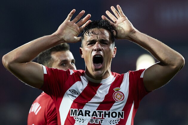 GIRONA, SPAIN - DECEMBER 21: Bernardo Espinosa of Girona FC celebrates his goal during the La Liga match between Girona FC and Getafe CF at Montilivi Stadium on December 21, 2018 in Girona, Spain. (Photo by Quality Sport Images/Getty Images)