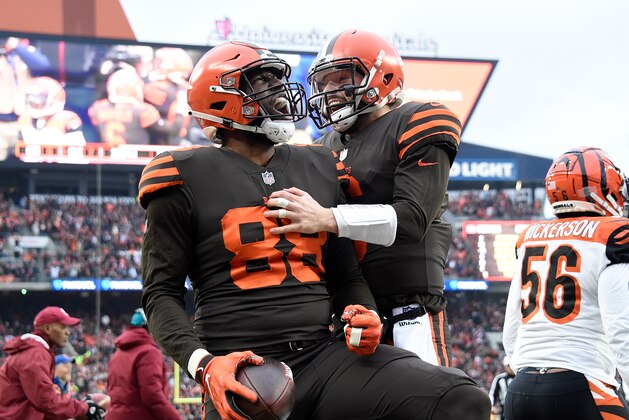 CLEVELAND, OH - DECEMBER 23:  Darren Fells #88 celebrates his touchdown with Baker Mayfield #6 of the Cleveland Browns during the second quarter against the Cincinnati Bengals at FirstEnergy Stadium on December 23, 2018 in Cleveland, Ohio. (Photo by Jason Miller/Getty Images)