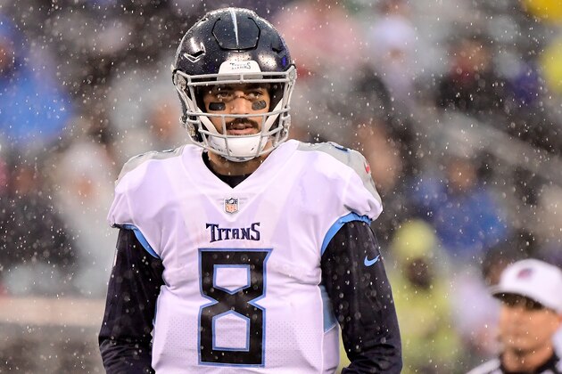 EAST RUTHERFORD, NJ - DECEMBER 16:  Marcus Mariota #8 of the Tennessee Titans looks on against the New York Giants at MetLife Stadium on December 16, 2018 in East Rutherford, New Jersey.  (Photo by Steven Ryan/Getty Images)