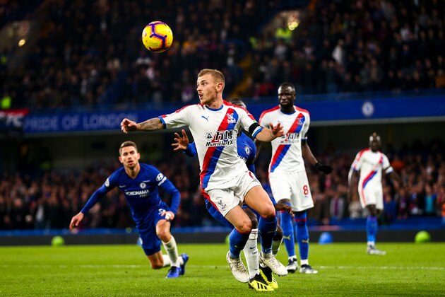 LONDON, ENGLAND - NOVEMBER 04: Max Meyer of Crystal Palace during the Premier League match between Chelsea FC and Crystal Palace at Stamford Bridge on November 4, 2018 in London, United Kingdom. (Photo by Robbie Jay Barratt - AMA/Getty Images)