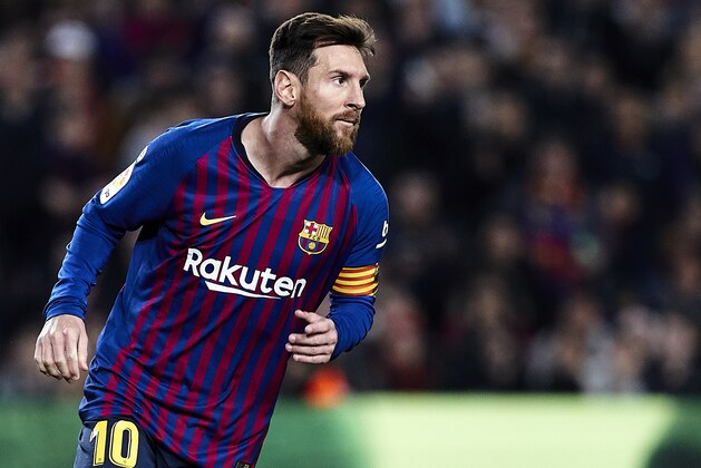 BARCELONA, SPAIN - DECEMBER 22: Lionel Messi of FC Barcelona during the La Liga match between FC Barcelona and RC Celta de Vigo at Camp Nou on December 22, 2018 in Barcelona, Spain. (Photo by Quality Sport Images/Getty Images)