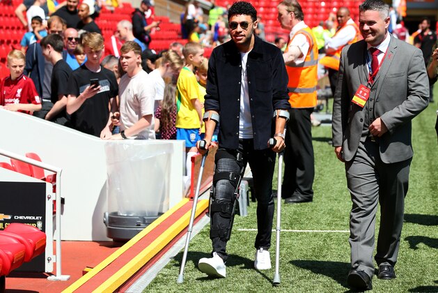 LIVERPOOL, ENGLAND - JUNE 03: Alex Oxlade-Chamberlain of Liverpool is seen arriving at the stadium prior to the International Friendly match between Croatia and Brazil at Anfield on June 3, 2018 in Liverpool, England.  (Photo by Alex Livesey/Getty Images)