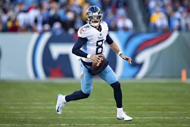 NASHVILLE, TN - DECEMBER 22:  Marcus Mariota #8 of the Tennessee Titans runs the ball during a game against the Washington Redskins at Nissan Stadium on December 22, 2018 in Nashville, Tennessee.  The Titans defeated the Redskins 25-16.   (Photo by Wesley Hitt/Getty Images)