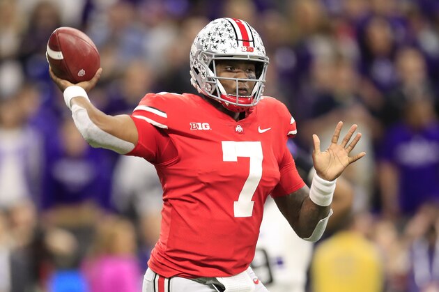 INDIANAPOLIS, INDIANA - DECEMBER 01: Dwayne Haskins Jr. #7 of the Ohio State Buckeyes throws a pass down field in the game against the Northwestern Wildcats in the second quarter at Lucas Oil Stadium on December 01, 2018 in Indianapolis, Indiana. (Photo by Andy Lyons/Getty Images)