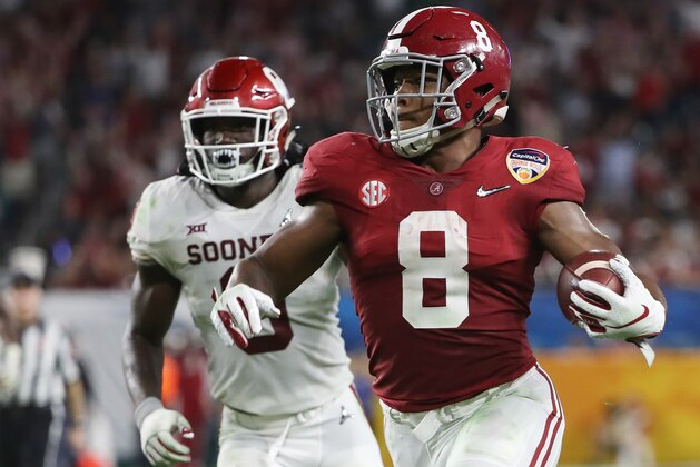 MIAMI, FL - DECEMBER 29:  Josh Jacobs #8 of the Alabama Crimson Tide carries the ball in the second quarter during the College Football Playoff Semifinal against the Oklahoma Sooners at the Capital One Orange Bowl at Hard Rock Stadium on December 29, 2018 in Miami, Florida.  (Photo by Streeter Lecka/Getty Images)