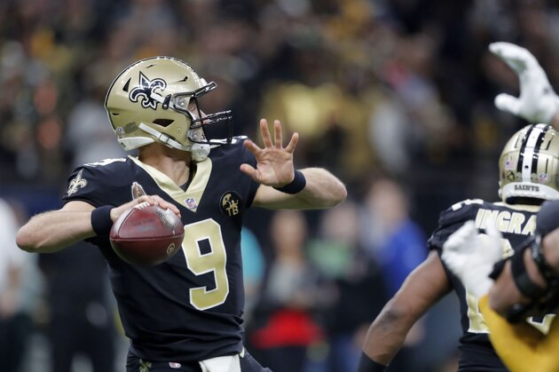 New Orleans Saints quarterback Drew Brees (9) drops back to pass in the first half of an NFL football game against the Pittsburgh Steelers in New Orleans, Sunday, Dec. 23, 2018. (AP Photo/Gerald Herbert)