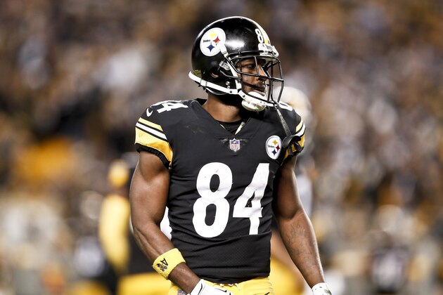 Pittsburgh Steelers wide receiver Antonio Brown (84) during an NFL football game against the Los Angeles Chargers, Sunday, Dec. 2, 2018, in Pittsburgh. (AP Photo/Don Wright) Pittsburgh Steelers wide receiver Antonio Brown (84) during an NFL football game against the Los Angeles Chargers, Sunday, Dec. 2, 2018, in Pittsburgh. (AP Photo/Don Wright)