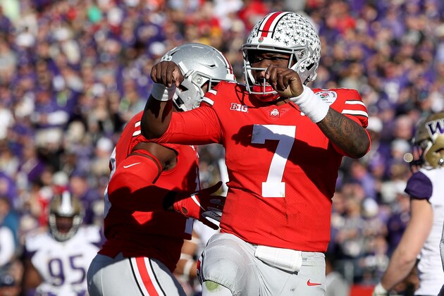 PASADENA, CA - JANUARY 01:  Dwayne Haskins #7 of the Ohio State Buckeyes celebrates after a 12-yard touchdown during the first half in the Rose Bowl Game presented by Northwestern Mutual at the Rose Bowl on January 1, 2019 in Pasadena, California.  (Photo by Sean M. Haffey/Getty Images)