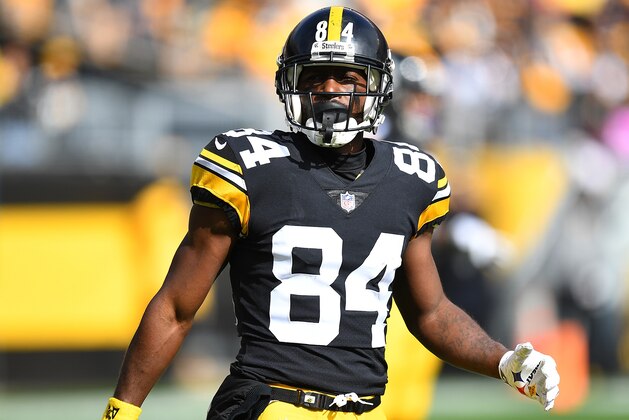 PITTSBURGH, PA - OCTOBER 28:  Antonio Brown #84 of the Pittsburgh Steelers in action during the game against the Cleveland Browns at Heinz Field on October 28, 2018 in Pittsburgh, Pennsylvania. (Photo by Joe Sargent/Getty Images)