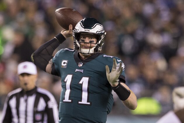 PHILADELPHIA, PA - DECEMBER 03: Carson Wentz #11 of the Philadelphia Eagles passes the ball against the Washington Redskins at Lincoln Financial Field on December 3, 2018 in Philadelphia, Pennsylvania. (Photo by Mitchell Leff/Getty Images)