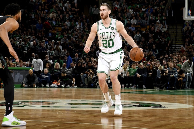 BOSTON, MA - JANUARY 02: Gordon Hayward #20 of the Boston Celtics handles the ball against the Minnesota Timberwolves on January 02, 2019 at the TD Garden in Boston, Massachusetts. NOTE TO USER: User expressly acknowledges and agrees that, by downloading and or using this photograph, User is consenting to the terms and conditions of the Getty Images License Agreement. Mandatory Copyright Notice: Copyright 2019 NBAE (Photo by Brian Babineau/NBAE via Getty Images)