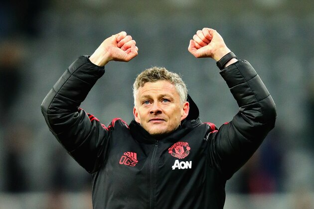 NEWCASTLE UPON TYNE, ENGLAND - JANUARY 02:  Manager of Manchester United Ole Gunnar Solskjaer celebrates with the fans after the Premier League match between Newcastle United and Manchester United at St. James Park on January 2, 2019 in Newcastle upon Tyne, United Kingdom.  (Photo by Chris Brunskill/Fantasista/Getty Images)