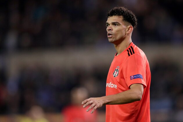 GENK, BELGIUM - NOVEMBER 8: Pepe of Besiktas during the UEFA Europa League   match between Genk v Besiktas at the Cristal Arena on November 8, 2018 in Genk Belgium (Photo by Jeroen Meuwsen/Soccrates/Getty Images)