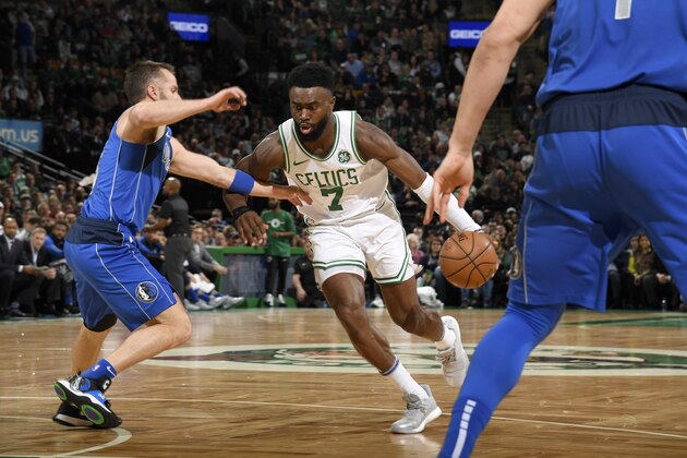 BOSTON, MA - JANUARY 4: Jaylen Brown #7 of the Boston Celtics handles the ball against the Dallas Mavericks on January 4, 2019 at the TD Garden in Boston, Massachusetts. NOTE TO USER: User expressly acknowledges and agrees that, by downloading and/or using this photograph, user is consenting to the terms and conditions of the Getty Images License Agreement. Mandatory Copyright Notice: Copyright 2019 NBAE (Photo by Brian Babineau/NBAE via Getty Images)