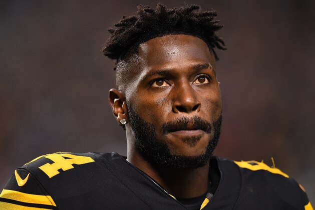 PITTSBURGH, PA - DECEMBER 16:  Antonio Brown #84 of the Pittsburgh Steelers looks on during the game against the New England Patriots at Heinz Field on December 16, 2018 in Pittsburgh, Pennsylvania. (Photo by Joe Sargent/Getty Images)