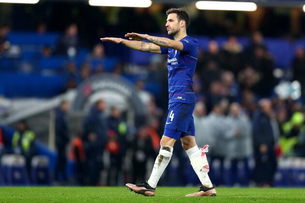 LONDON, ENGLAND - JANUARY 05:  Cesc Fabregas of Chelsea acknowledges the fans as he leaves the pitch to be subbed during the FA Cup Third Round match between Chelsea and Nottingham Forest at Stamford Bridge on January 5, 2019 in London, United Kingdom.  (Photo by Clive Rose/Getty Images)