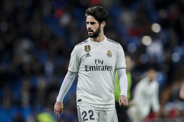 MADRID, SPAIN - JANUARY 6: Isco of Real Madrid during the La Liga Santander  match between Real Madrid v Real Sociedad at the Santiago Bernabeu on January 6, 2019 in Madrid Spain (Photo by David S. Bustamante/Soccrates/Getty Images)