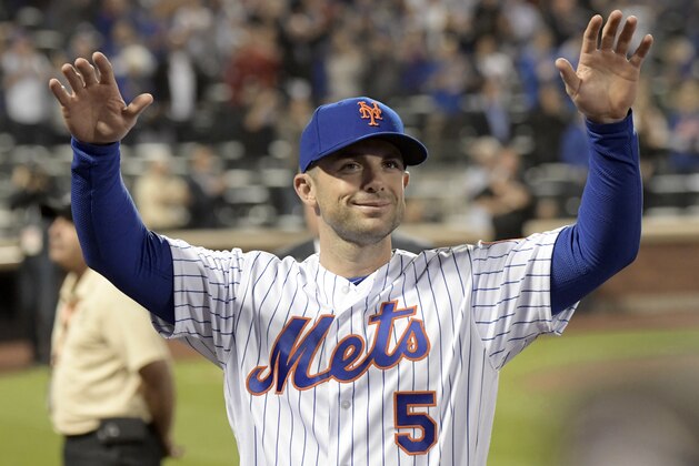 New York Mets third baseman David Wright thanks the fans after the team's baseball game against the Miami Marlins on Saturday, Sept. 29, 2018, in New York. (AP Photo/Bill Kostroun)