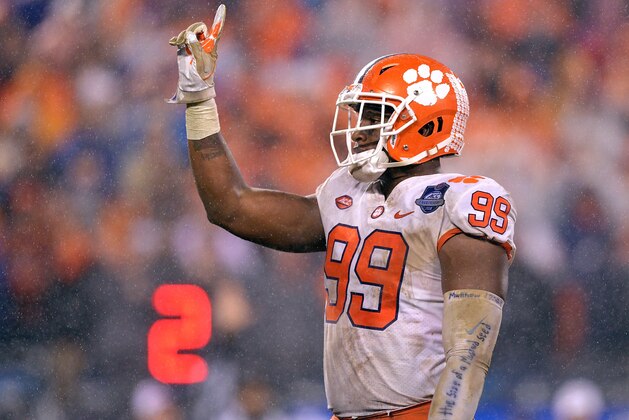 CHARLOTTE, NC - DECEMBER 01:  Clelin Ferrell #99 of the Clemson Tigers reacts after making a tackle for a loss against the Pittsburgh Panthers during the first quarter of their game at Bank of America Stadium on December 1, 2018 in Charlotte, North Carolina.  (Photo by Grant Halverson/Getty Images)
