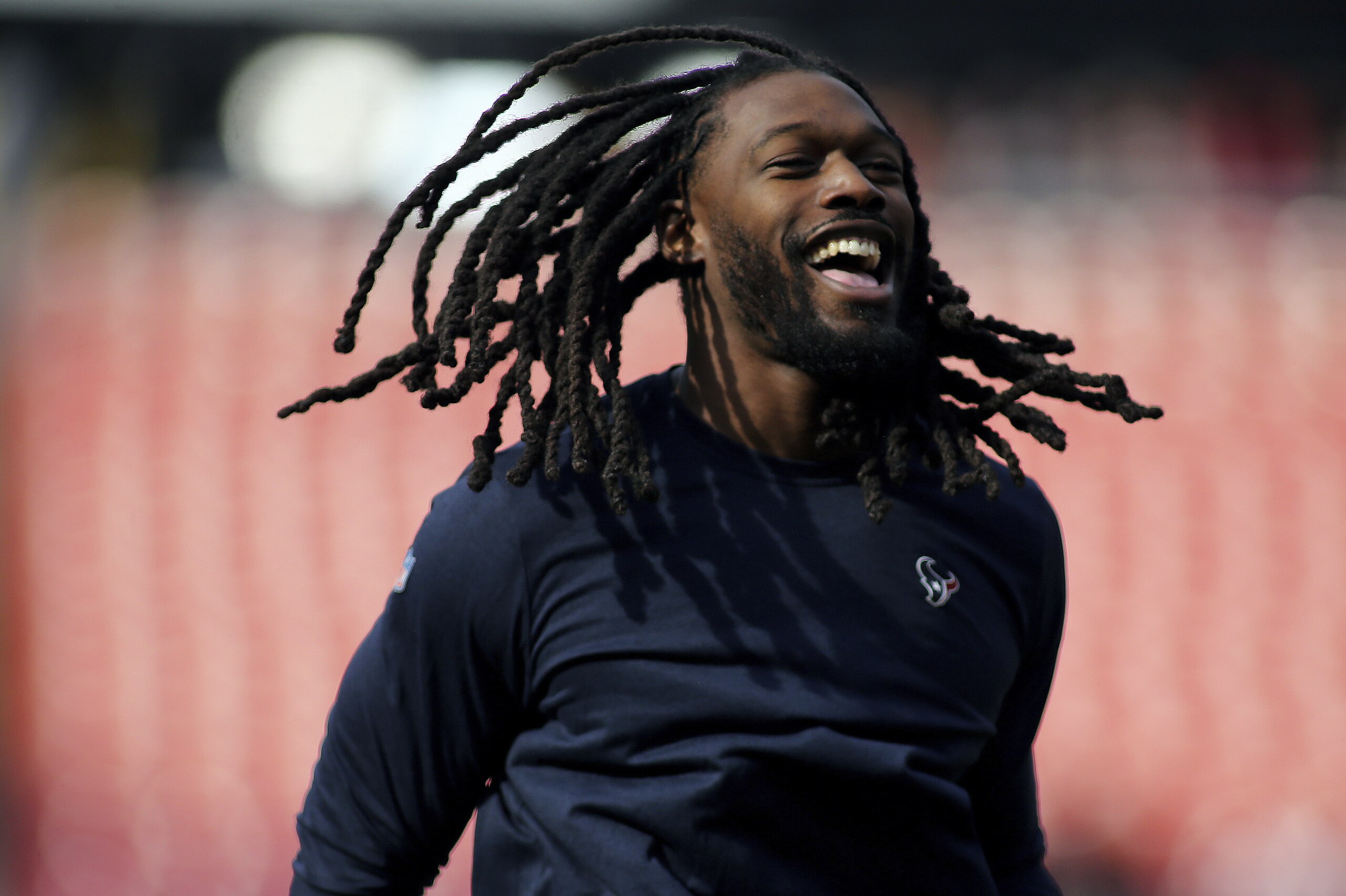 Houston Texans outside linebacker Jadeveon Clowney (90) in action against the Washington Redskins in an NFL game, Sunday, November 18, 2018 in Landover, Md. (AP Photo/Daniel Kucin Jr.)