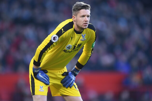 MANCHESTER, ENGLAND - NOVEMBER 24: Wayne Hennessey of Crystal Palace looks on during the Premier League match between Manchester United and Crystal Palace at Old Trafford on November 24, 2018 in Manchester, United Kingdom. (Photo by Laurence Griffiths/Getty Images)