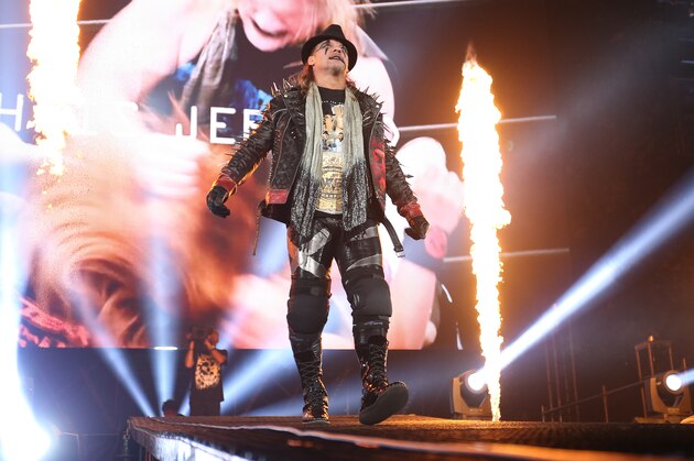 TOKYO, JAPAN - JANUARY 04: Chris Jericho vs Tetsuya Naito during the IWGP INTERCONTINENTAL CHAMPIONSHIP NO DQ MATCH Chris Jericho vs Tetsuya Naito Wrestle Kingdom 13 at Tokyo Dome on January 4, 2019 in Tokyo, Japan. (Photo by New Japan Pro-Wrestling/Getty Images)