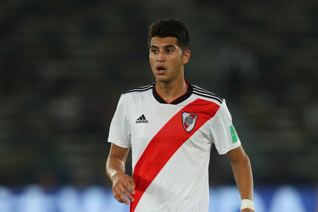 ABU DHABI, UNITED ARAB EMIRATES - DECEMBER 22: Exequiel Palacios of River Plate in action during the FIFA Club World Cup UAE third place match between Kashima Antlers and River Plate at Sheikh Zayed Stadium on December 22, 2018 in Abu Dhabi, United Arab Emirates. (Photo by Matthew Ashton - AMA/Getty Images)