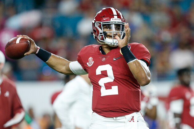 MIAMI, FL - DECEMBER 29:  Jalen Hurts #2 of the Alabama Crimson Tide warms up prior to the game against the Oklahoma Sooners during the College Football Playoff Semifinal at the Capital One Orange Bowl at Hard Rock Stadium on December 29, 2018 in Miami, Florida.  (Photo by Michael Reaves/Getty Images)