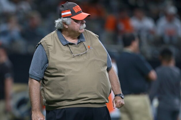 NEW ORLEANS, LA - SEPTEMBER 16: Cleveland Browns offensive line coach Bob Wylie on the sidelines before the start of the game against the New Orleans Saints  at Mercedes-Benz Superdome on September 16, 2018 in New Orleans, Louisiana.  (Photo by Sean Gardner/Getty Images)
