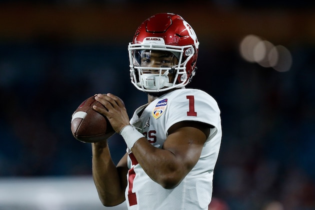 MIAMI, FL - DECEMBER 29:  Kyler Murray #1 of the Oklahoma Sooners looks on prior to the game against the Alabama Crimson Tide during the College Football Playoff Semifinal at the Capital One Orange Bowl at Hard Rock Stadium on December 29, 2018 in Miami, Florida.  (Photo by Michael Reaves/Getty Images)